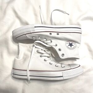 NWT Converse Hightops